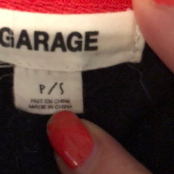 (s) pullover sweater with zipper from garage - Picture 2 of 2